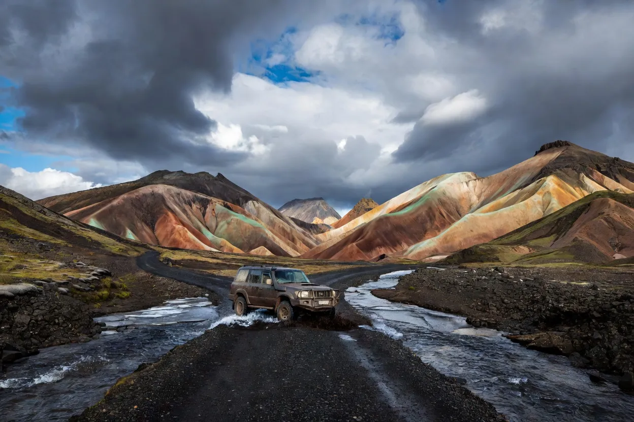 Islande intérieure 2026 : guide des Highlands — pistes F, geysers et déserts de lave